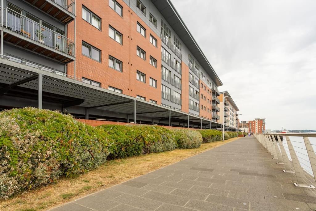 Lux Waterfront 2 Bed Apt, V&A 10Min Walk, St Andrew'S Golf 25Min Drive Dundee Kültér fotó